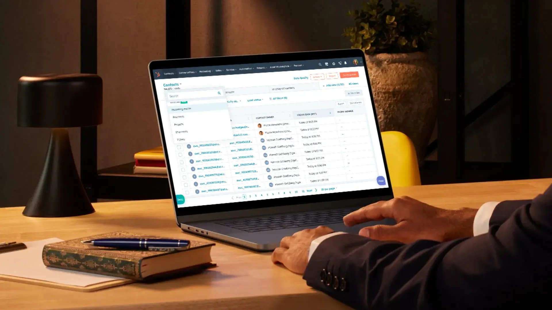 hubspot-consultancy-platform-homepage-laptop.webp hubspot-consultancy-platform-homepage-laptop.webp